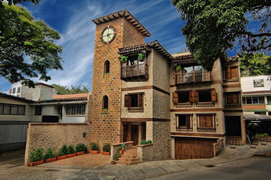 Aparthotel Casa Del Reloj Medellín Zimmer foto