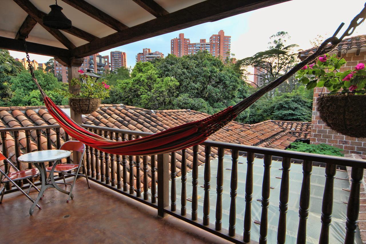 Aparthotel Casa Del Reloj Medellín Exterior foto
